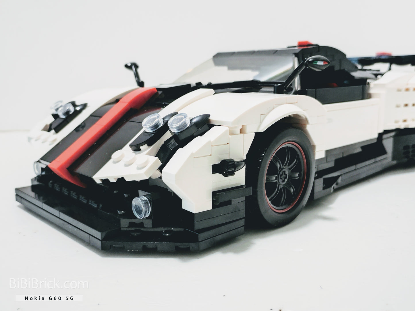RASTAR Pagani Zonda Cinque Roadster 1:16 98200