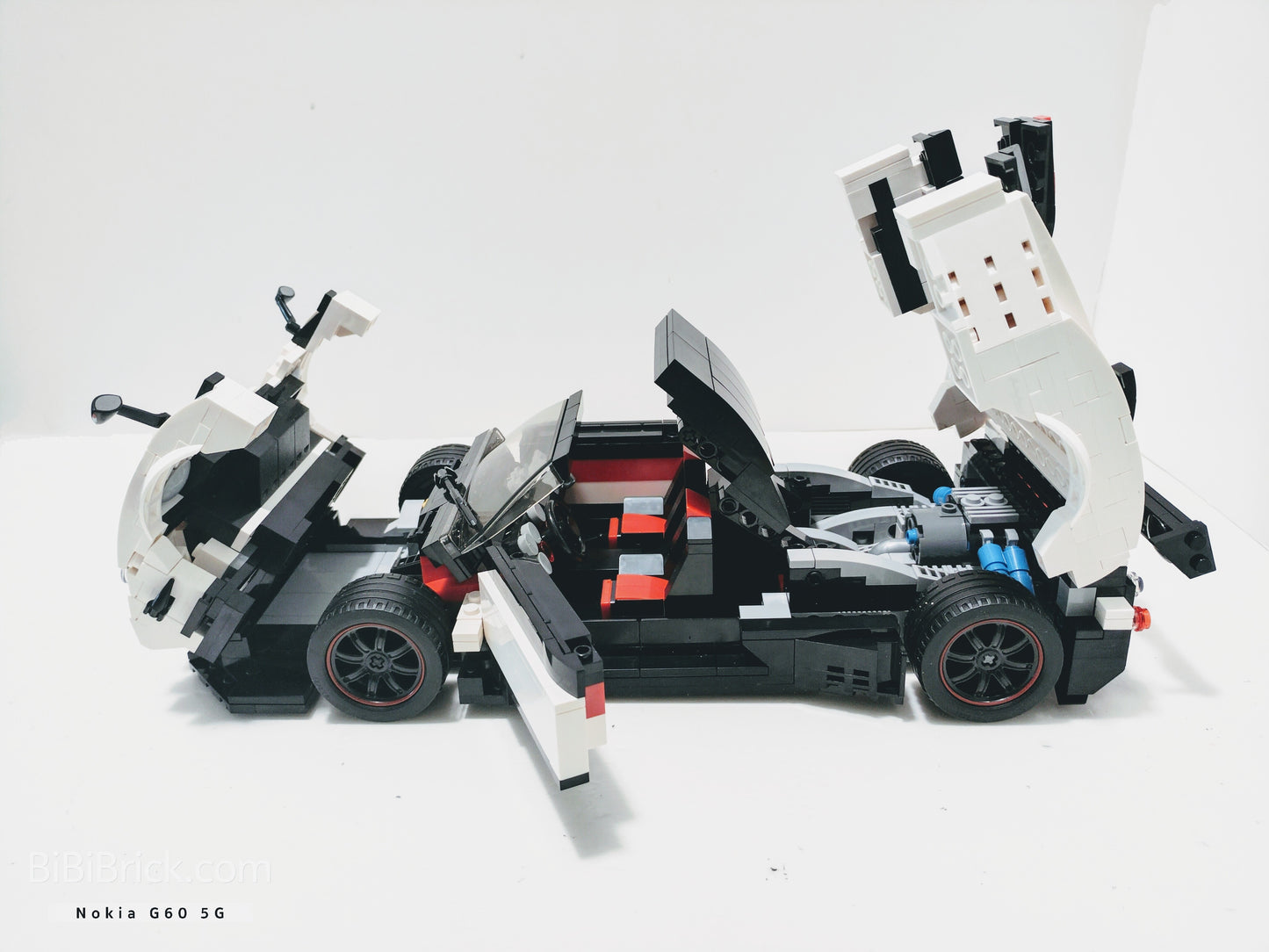 RASTAR Pagani Zonda Cinque Roadster 1:16 98200