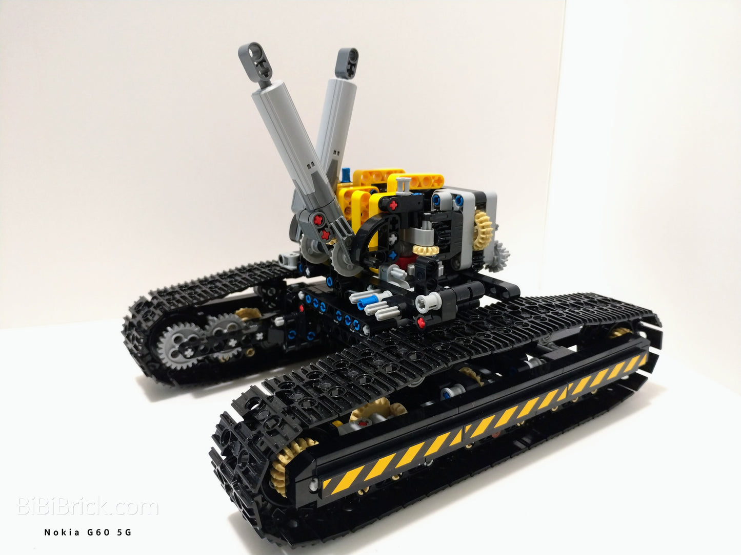 宇星模王 Models No. Mechanical Digger (挖泥機) 13112