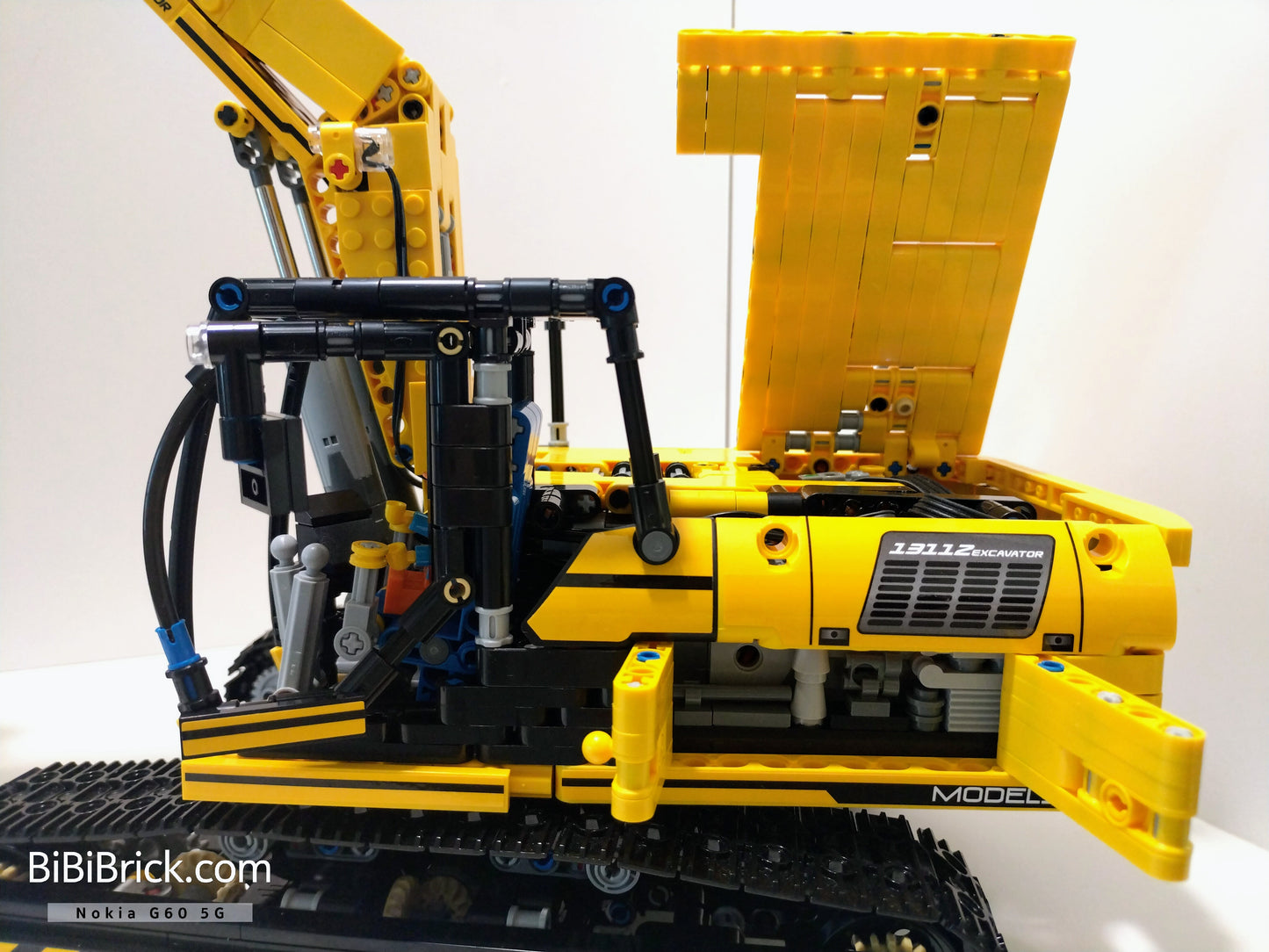 宇星模王 Models No. Mechanical Digger (挖泥機) 13112