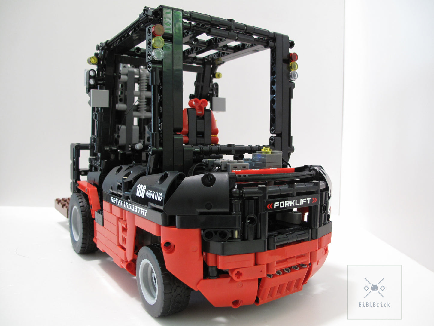 宇星模王 Models No. Forklift 堆高機(鏟車) 13106