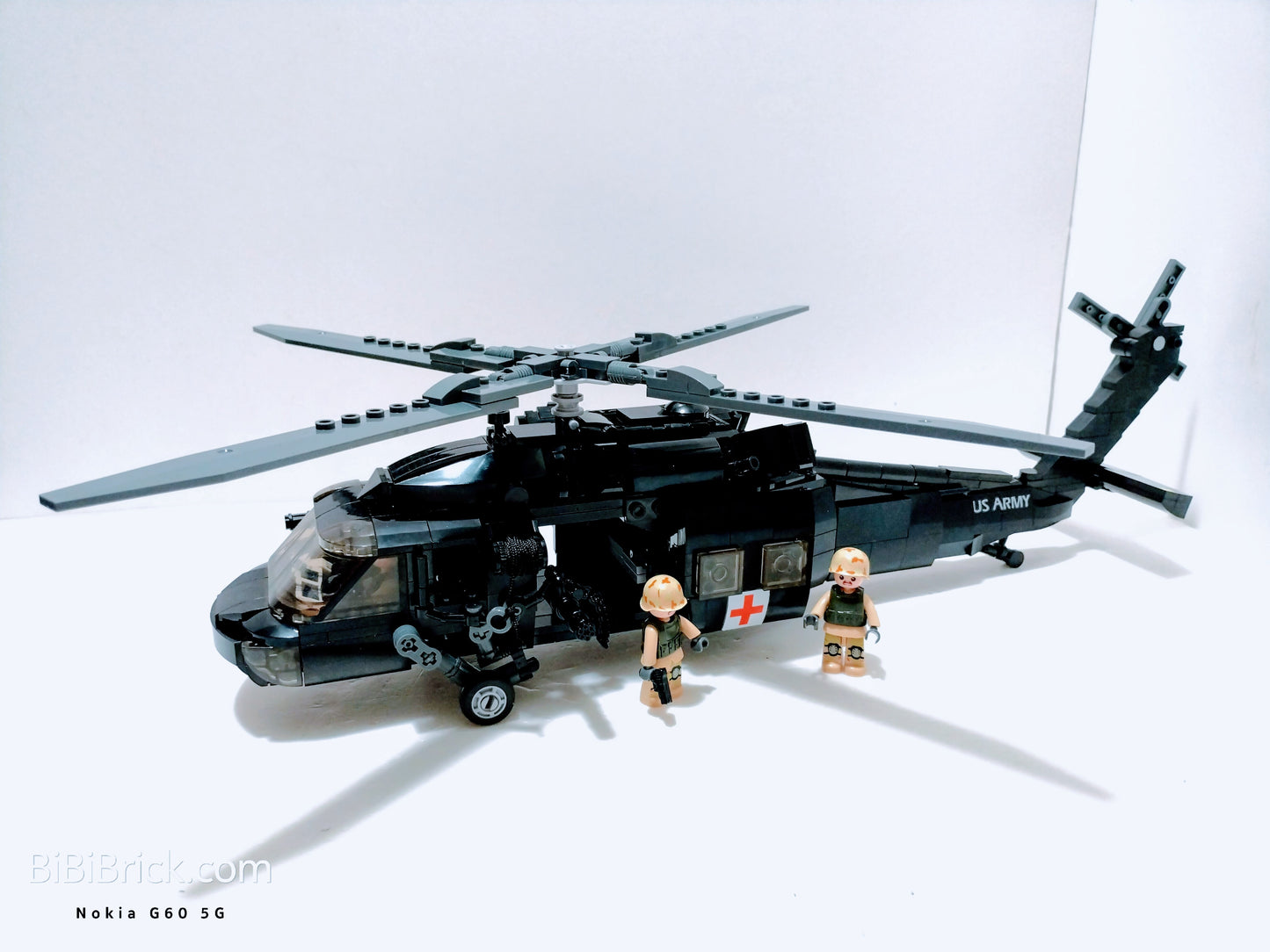 Sluban ModelBricks UH-60 黑鷹 Back Hawk 1:45 M38-B1012