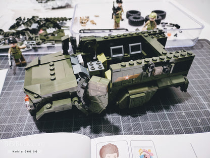 Sluban ModelBricks Typhoon VDV 1:35 M38-B1179