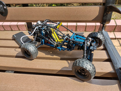 宇星模王 Models 1：10 No. Lightning Buggy 18018