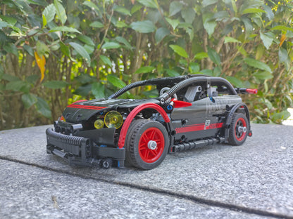 宇星模王 小鋼炮 1:12 Hatchback R 18013
